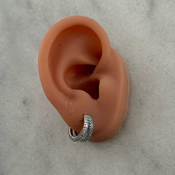 Sterling Silver Turquoise Crystal Double Hoop Earrings
Brand New - Picture 2 of 4